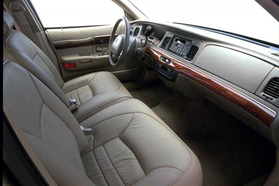  Mercury Grand Marquis 1998 года  (фото 15 из 79)